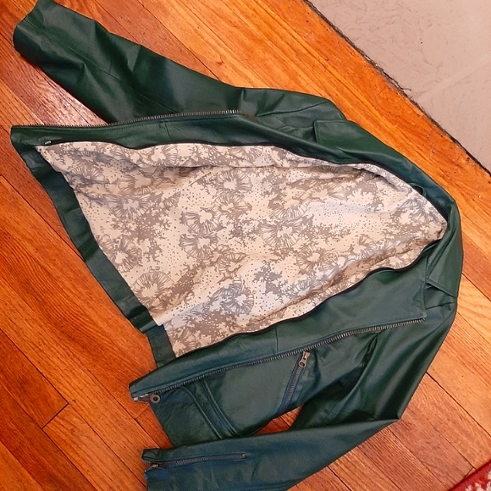 Green leather jacket - Picture 5 of 9